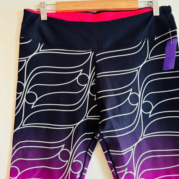 Fabletics | black purple and pink leggings crops - Picture 2 of 4